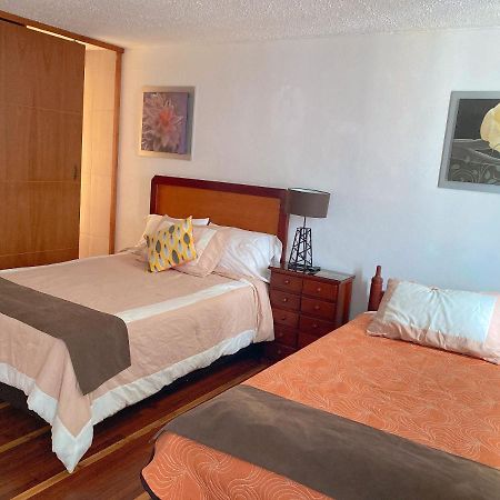 Bed And Breakfast La Uvilla Quito Exterior photo