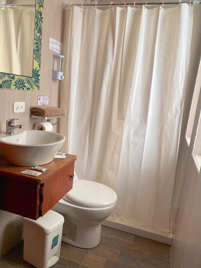 Bed And Breakfast La Uvilla Quito Exterior photo