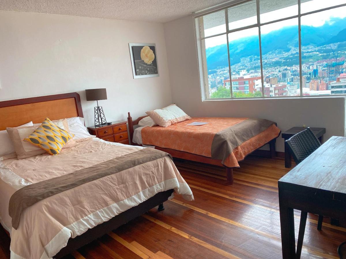 Bed And Breakfast La Uvilla Quito Exterior photo